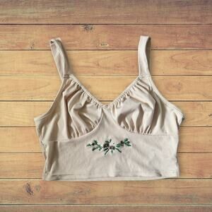 Romwe ribbed crop rank with floral embroidery